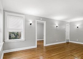 2bedroom Apartment  in Cicero, IL (Photo 2 of 8)