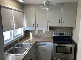 504 S Houcksville Rd, Hampstead, Md 21074 in Hampstead, MD (Photo 3 of 9)