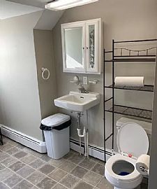 504 S Houcksville Rd, Hampstead, Md 21074 in Hampstead, MD (Photo 4 of 9)