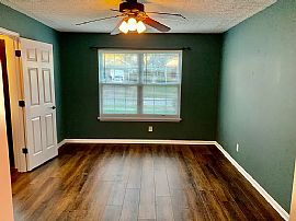 11004 Bay Run Dr, Worthington Hills, Ky 40245i’m  in Louisville, KY (Photo 4 of 12)