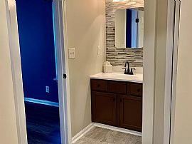 11004 Bay Run Dr, Worthington Hills, Ky 40245i’m  in Louisville, KY (Photo 5 of 12)