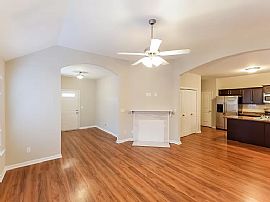 848 Cody Cir, Fultondale, Al 35068 in Fultondale, AL (Photo 4 of 12)