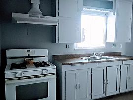 880 S 12th Ave, Yuma, Az 85364 in Yuma, AZ (Photo 5 of 12)