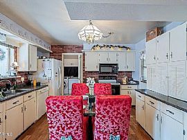 857 W Dublin St, Chandler, Az 85225 in Chandler, AZ (Photo 7 of 10)