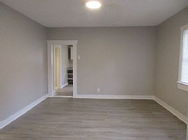 601 61st St, Fairfield, Al 35064 in Fairfield, AL (Photo 4 of 11)