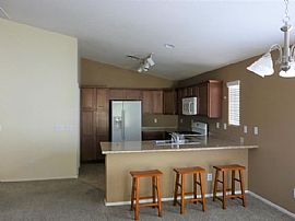 4212 E Bonanza Rd, Gilbert, Az 85297 in Gilbert, AZ (Photo 3 of 10)