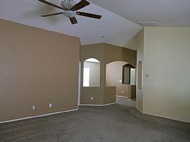 4212 E Bonanza Rd, Gilbert, Az 85297 in Gilbert, AZ (Photo 4 of 10)