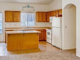 Comfortable House. 360 E Camino Del Pinsapo, Sahuarita, Az 8562 in Sahuarita, AZ (Photo 2 of 6)