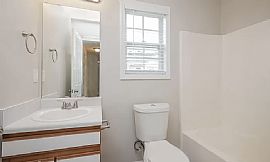 3 Bedroom Newly Renovated Home (villa Rica) in Villa Rica, GA (Photo 10 of 11)