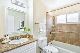 Spacious Updated 3 Bedroom Home in Santa Clara, CA (Photo 2 of 6)