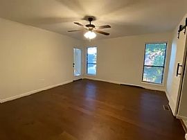 Have You Ever Dreamed of Living in a Home with a Gorgeous Lake  in Cordova, TN (Photo 5 of 10)