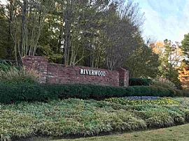 Lake Living in a Beautiful Park in Cordova, TN (Photo 12 of 12)