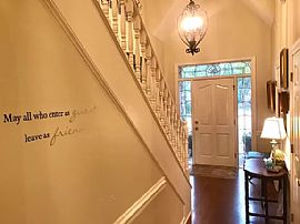 Lake Living in a Beautiful Park in Cordova, TN (Photo 2 of 12)