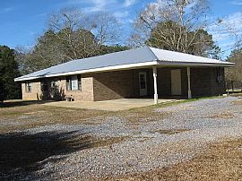 12091 Central Plank Rd, Eclectic, Al 36024 in Eclectic, AL (Photo 2 of 12)