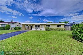 Beautifully Maintained 3 Bedroom, 2bath Home on An Interior Str in Pompano Beach, FL