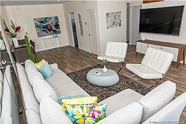  Amazing Space on Venetian Blue Island, South Beach in Miami Beach, FL