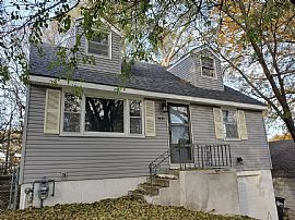 5640 Spaulding St in Omaha, NE (Photo 2 of 4)