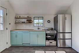 Beautiful Home with All Utilities Included Available Now in Denver, CO (Photo 3 of 5)