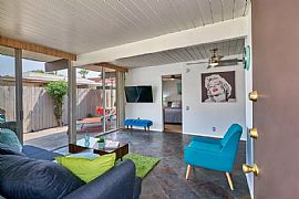 1111 E Palm Canyon Dr #32 in Palm Springs, CA