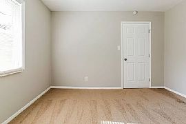 Gorgeous 4bed and 2bath Available For Rent in Decatur, GA