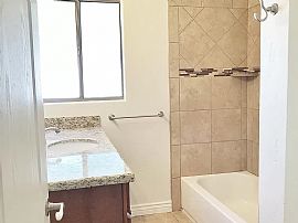 2533 E Flower St, Phoenix, Az 85016 in Phoenix, AZ (Photo 9 of 12)