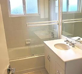 Menlo Pointe Apartments, Apt 4, 950 Crane St, Menlo Park, Ca 94 in Menlo Park, CA (Photo 2 of 12)