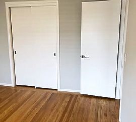 Menlo Pointe Apartments, Apt 4, 950 Crane St, Menlo Park, Ca 94 in Menlo Park, CA (Photo 4 of 12)