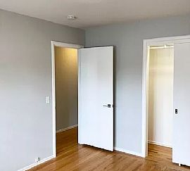 Menlo Pointe Apartments, Apt 4, 950 Crane St, Menlo Park, Ca 94 in Menlo Park, CA (Photo 5 of 12)