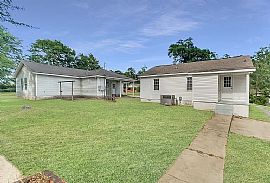 1530 17th Ave E, Tuscaloosa, Al 35404 in Tuscaloosa, AL (Photo 10 of 10)