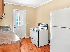 1530 17th Ave E, Tuscaloosa, Al 35404 in Tuscaloosa, AL (Photo 4 of 10)