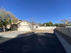 81 S Criss Pl, Chandler, Az 85226 in Chandler, AZ