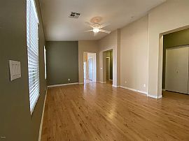 81 S Criss Pl, Chandler, Az 85226 in Chandler, AZ (Photo 7 of 10)