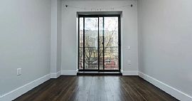 Spacious and Lovely Apartment in Brooklyn, NY (Photo 5 of 11)