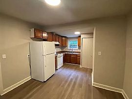 112 Ne 20th St, Gainesville, Fl 32641 in Gainesville, FL (Photo 4 of 6)