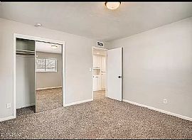 6062 E 28th St, Tucson, Az 85711 in Tucson, AZ (Photo 9 of 12)