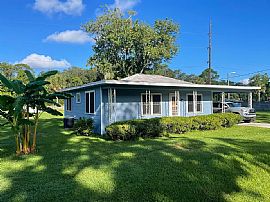 2124 Amelia Rd, Fernandina Beach, Fl 32034 in Fernandina Beach, FL