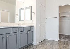 15804 N 65th Ave, Glendale, Az 85306 in Glendale, AZ (Photo 10 of 12)