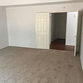 1301 E Briarwood Ter, Phoenix, Az 85048 in Phoenix, AZ (Photo 4 of 12)