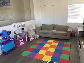 1241 Diamond Valley St, Henderson, Nv 89052 in Henderson, NV (Photo 4 of 7)