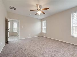 Beautiful and Well-Maintained Single-Story Home in Copper Creek in Fort Worth, TX (Photo 12 of 12)