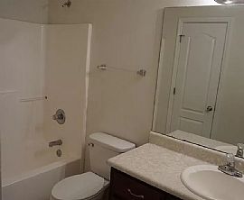 102 Populus Dr, Harvest, Al 35749 in Harvest, AL (Photo 2 of 12)