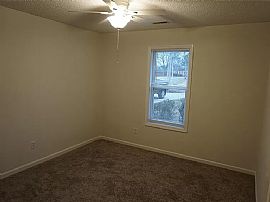 102 Populus Dr, Harvest, Al 35749 in Harvest, AL (Photo 4 of 12)