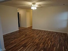 102 Populus Dr, Harvest, Al 35749 in Harvest, AL (Photo 6 of 12)