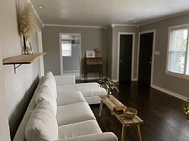 2311 Billie Watkins St Sw, Huntsville, Al 35801 in Huntsville, AL (Photo 3 of 12)