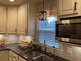 2311 Billie Watkins St Sw, Huntsville, Al 35801 in Huntsville, AL (Photo 4 of 12)