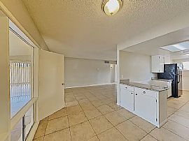 812 W Fairmount Ave, Phoenix, Az 85013 in Phoenix, AZ (Photo 8 of 11)