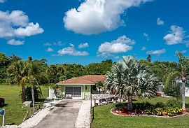 6 Golfview Ter, Rotonda West, Fl 33947 in Rotonda West, FL