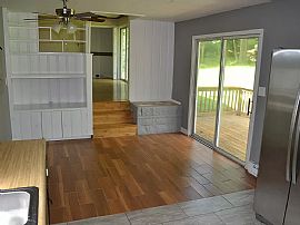 198 Rocky Step Rd, Scott Depot, Wv 25560 in Scott Depot, WV (Photo 9 of 12)