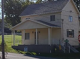 293 N Main St, Morgantown, Wv 26505 in Morgantown, WV