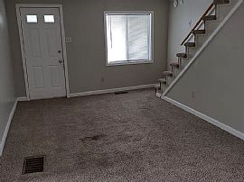 293 N Main St, Morgantown, Wv 26505 in Morgantown, WV (Photo 7 of 12)